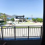 Mithat Hotel