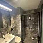 Mithat Hotel