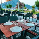 Mithat Hotel