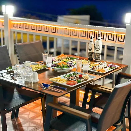 Mithat Hotell *